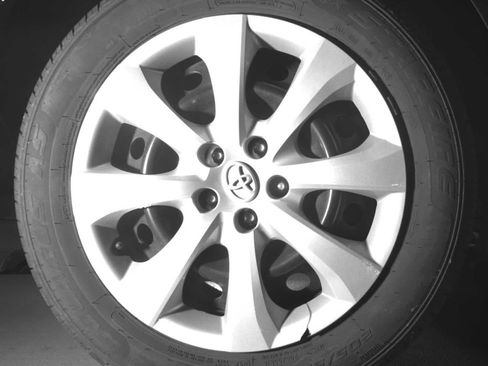 Used 2024 Toyota Corolla LE FWD image 15