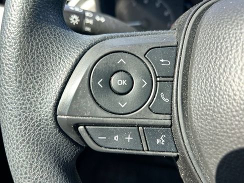 Certified 2024 Toyota Corolla Cross L FWD image 15