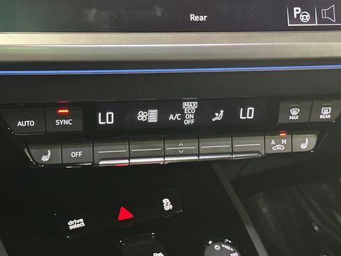 Used 2023 Audi Q4 e-tron Premium Plus AWD/4WD image 20