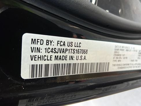 Used 2026 Jeep Grand Wagoneer 4WD w/ Quick Order Packge 29V Upland image 29