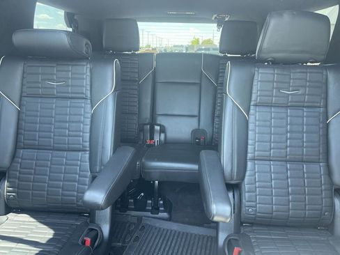 Used 2023 Cadillac Escalade Sport Platinum w/ LPO, ONYX Package AWD/4WD image 28