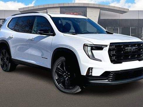 New 2026 GMC Acadia Elevation image 2