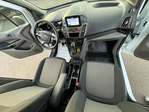 Used 2020 Ford Transit Connect XL image 34