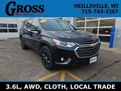 Used 2020 Chevrolet Traverse LT w/ Driver Confidence II Package image 1