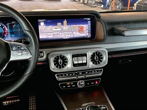 Used 2020 Mercedes-Benz G 550 image 6