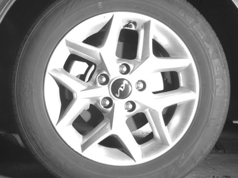 Used 2025 Kia Soul LX w/ LX Technology Package image 12