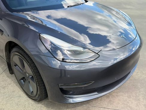 Used 2022 Tesla Model 3 Long Range AWD/4WD image 5