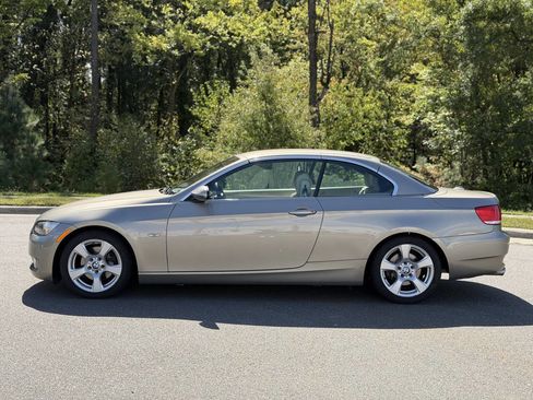 Used 2008 BMW 328i Convertible image 4