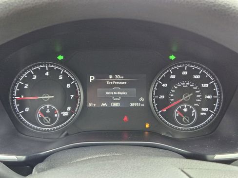 Used 2023 Hyundai Santa Fe SE w/ Winter Weather Package image 13