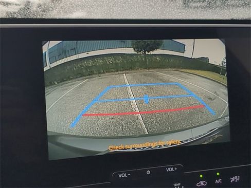 Used 2024 Toyota bZ4X XLE w/ Weather Package image 21