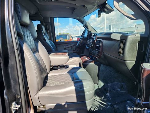 Used 2022 Chevrolet Express 2500 Extended w/ Enhanced Convenience Package image 32