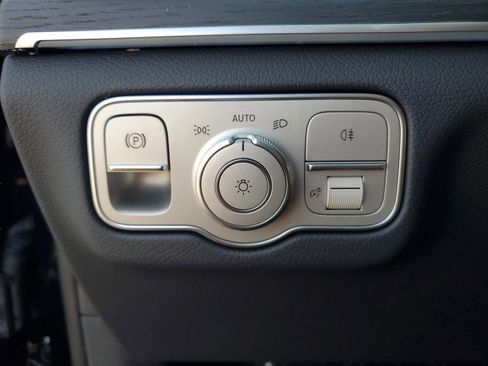 New 2026 Mercedes-Benz GLS 450 4MATIC image 29