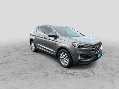 Used 2022 Ford Edge SEL w/ Convenience Package AWD/4WD image 2
