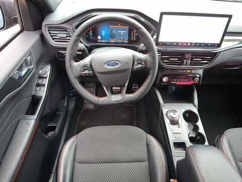 Certified 2023 Ford Escape ST-Line w/ Tech Pack #1 image 13