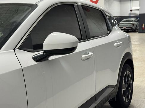 New 2025 Nissan Kicks SV image 18