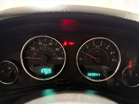 Used 2012 Jeep Wrangler Sport AWD/4WD image 21
