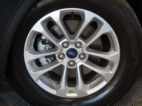 Used 2022 Ford Escape SE w/ Convenience Package FWD image 7
