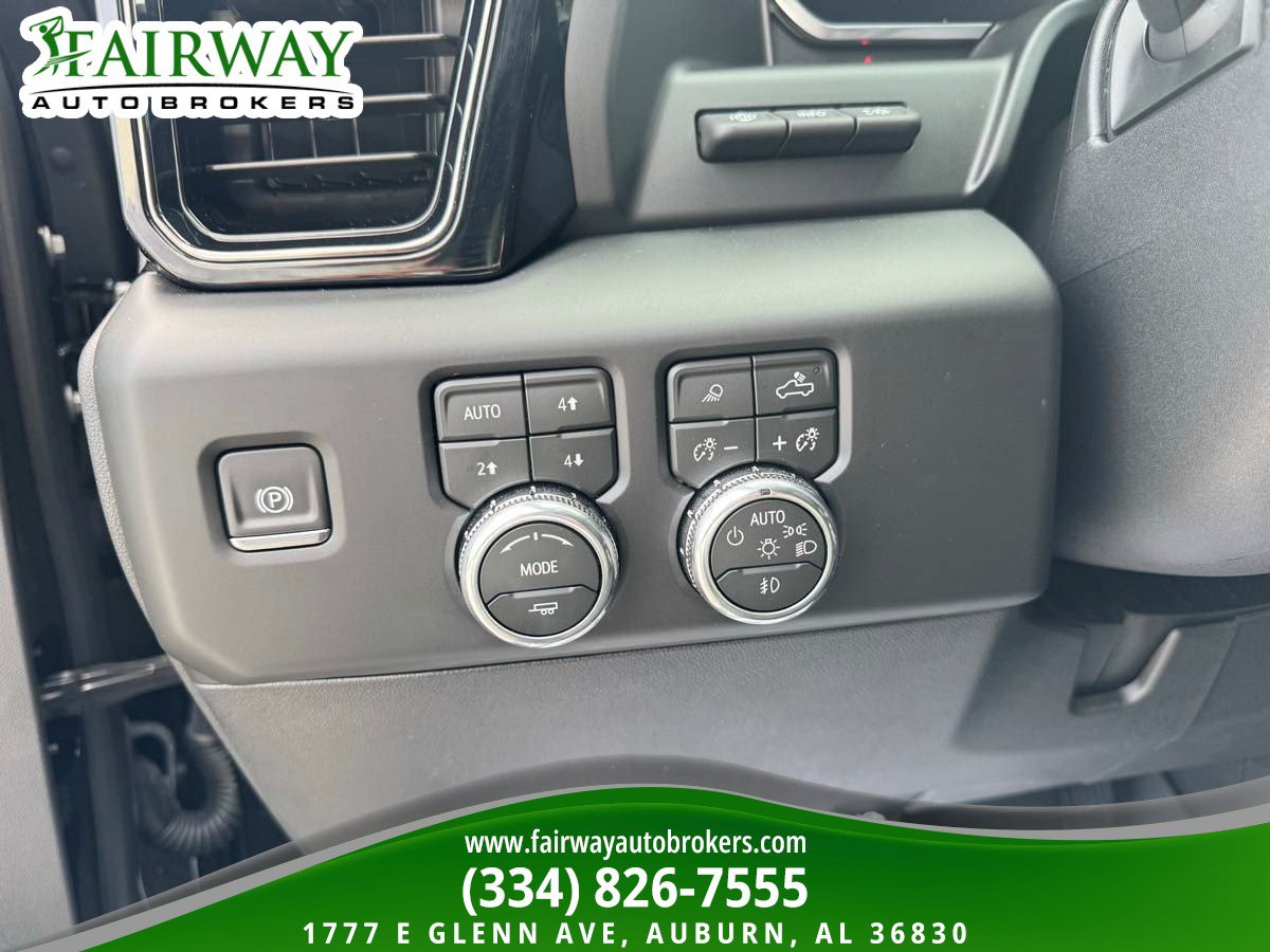 Used 2026 GMC Sierra 2500 AT4 w/ AT4 Premium Plus Package AWD/4WD image 17