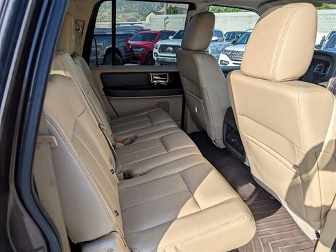 Used 2017 Lincoln Navigator L Reserve image 28