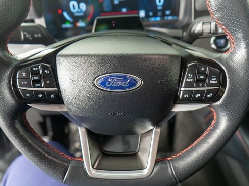 Used 2025 Ford Explorer ST-Line image 15