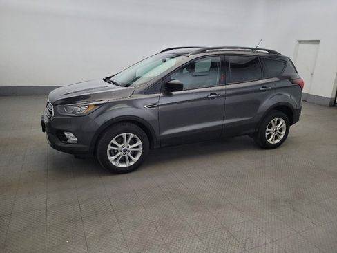 Used 2019 Ford Escape SE AWD/4WD image 2