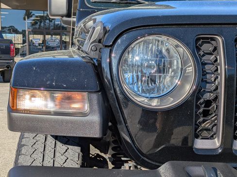 Used 2021 Jeep Gladiator Sport w/ Quick Order Package 24Q 80Th image 9