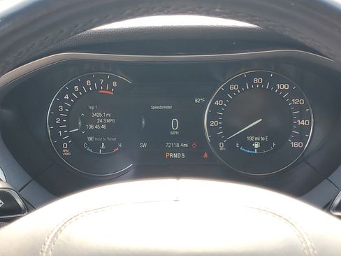 Used 2017 Lincoln MKZ Select w/ Climate Package image 14