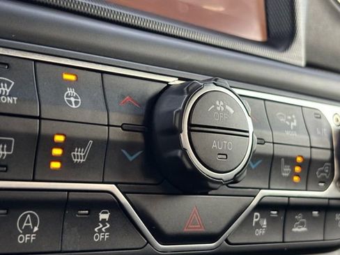 Certified 2021 Jeep Wrangler Unlimited Sahara image 39