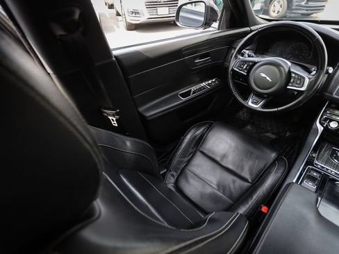 Used 2018 Jaguar XF S AWD/4WD image 50