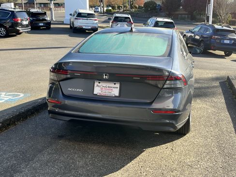 Used 2024 Honda Accord EX image 4