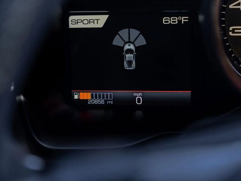 Used 2020 Ferrari F8 Tributo image 14