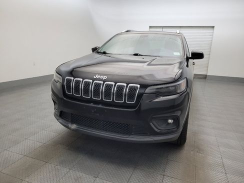 Used 2019 Jeep Cherokee Latitude w/ Popular Appearance Group AWD/4WD image 15