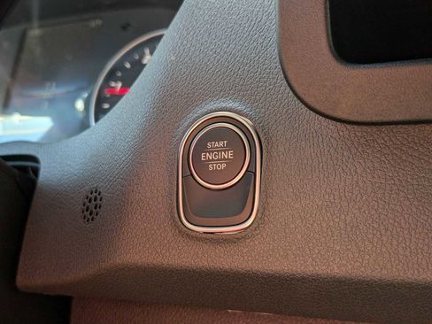 Used 2025 Mercedes-Benz Sprinter 2500 image 29