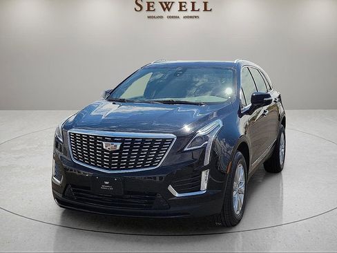 Certified 2023 Cadillac XT5 Luxury w/ LPO, Floor Liner Package FWD image 1