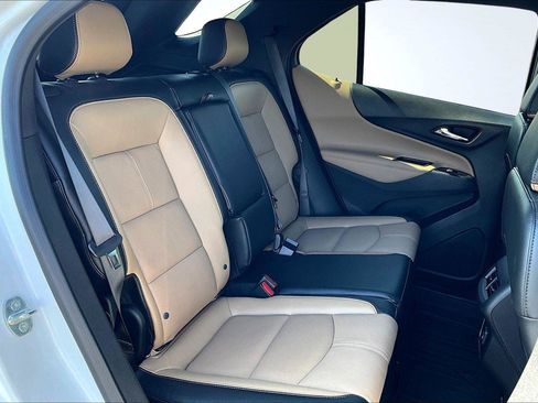 Used 2023 Chevrolet Equinox Premier image 28