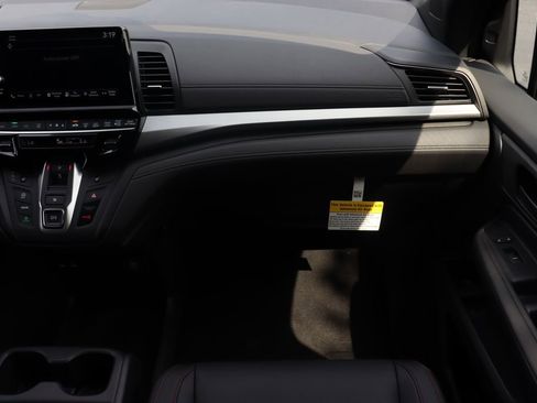 New 2026 Honda Odyssey Sport-L image 17
