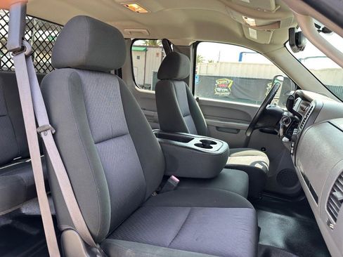 Used 2012 Chevrolet Silverado 3500 W/T image 35