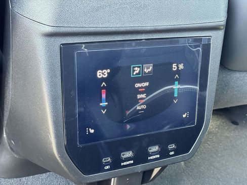 New 2026 GMC Yukon XL AT4 Ultimate AWD/4WD image 27