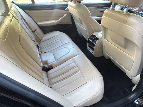 Used 2019 BMW 530i xDrive w/ Convenience Package image 23