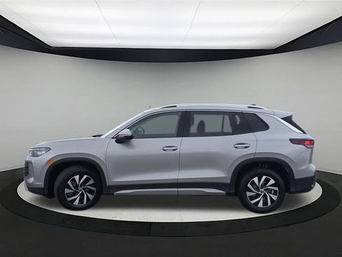 New 2026 Volkswagen Tiguan S FWD image 4