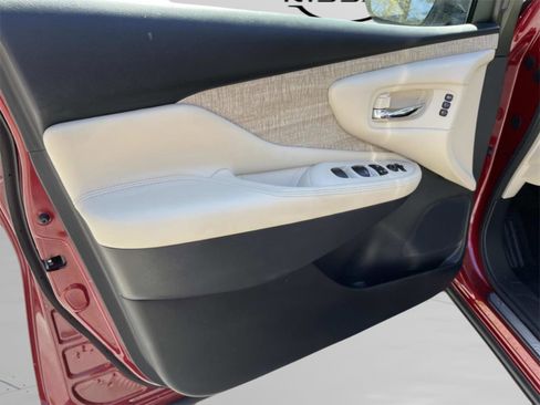 Used 2024 Nissan Murano SL image 20
