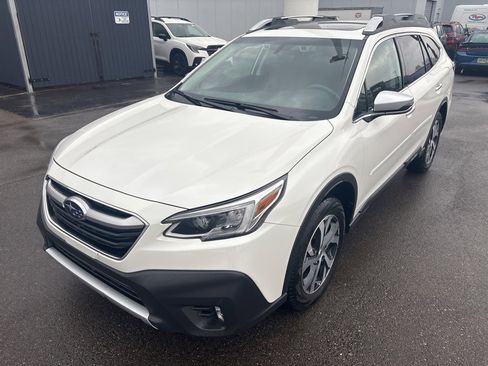 Certified 2022 Subaru Outback Touring image 6