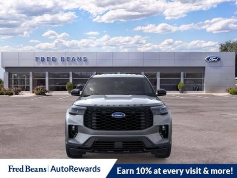 New 2026 Ford Explorer ST-Line AWD/4WD image 9