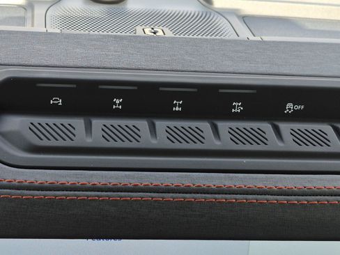 Used 2025 Ford Bronco Raptor AWD/4WD image 34