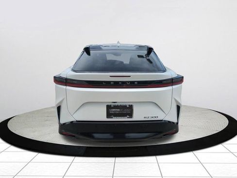 Used 2024 Lexus RZ 300e Premium w/ Accessory Package (2T) FWD image 5