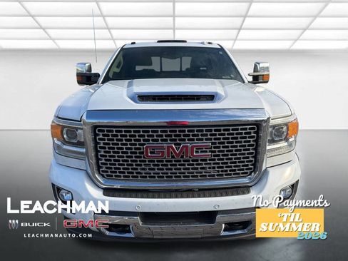 Used 2017 GMC Sierra 2500 Denali w/ Duramax Plus Package image 10