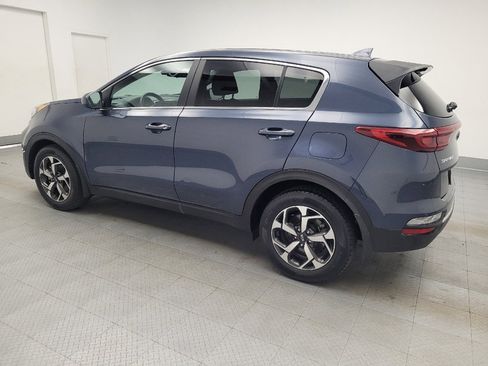 Used 2021 Kia Sportage LX image 3