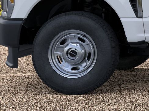 New 2025 Ford F250 XL image 19