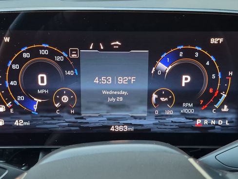Used 2025 Chevrolet Tahoe RST w/ Comfort Package RWD image 17