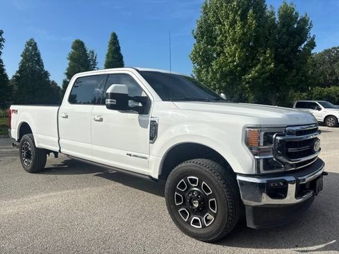 Used 2020 Ford F350 Lariat w/ Lariat Ultimate Package AWD/4WD image 3